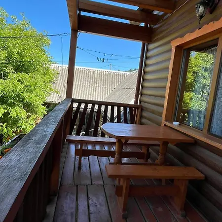 Apartment лозованя