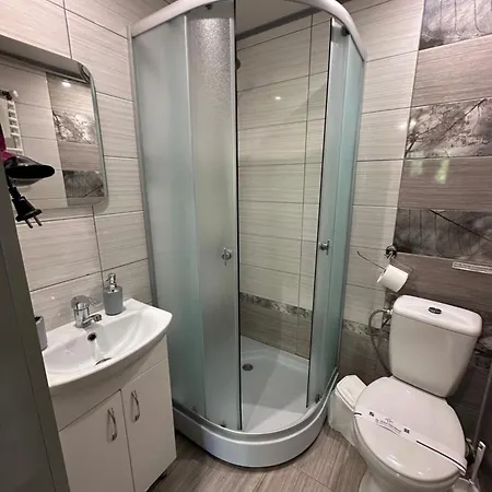 Apartment лозованя